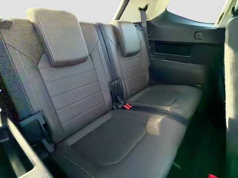 Used 2025 Volkswagen Atlas SEL image 20