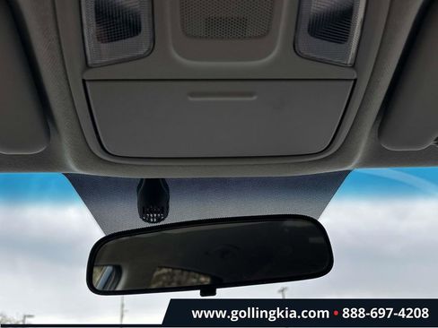 Certified 2020 Kia Niro LX image 28