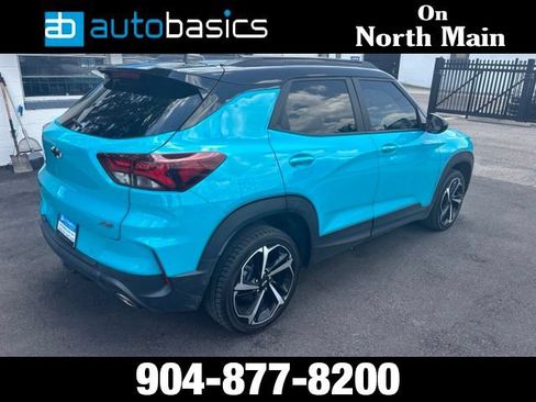Used 2021 Chevrolet TrailBlazer RS w/ Sun and Liftgate Package FWD image 6