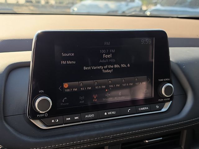 Used 2023 Nissan Rogue SV w/ SV Premium B Package FWD image 24
