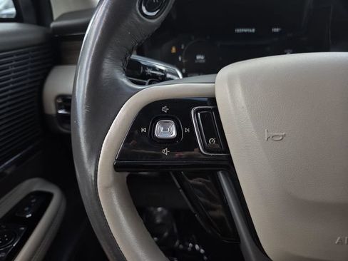 Certified 2022 Lincoln Corsair Reserve w/ Elements Package FWD image 24