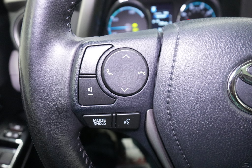 Used 2018 Toyota RAV4 Limited AWD/4WD image 37