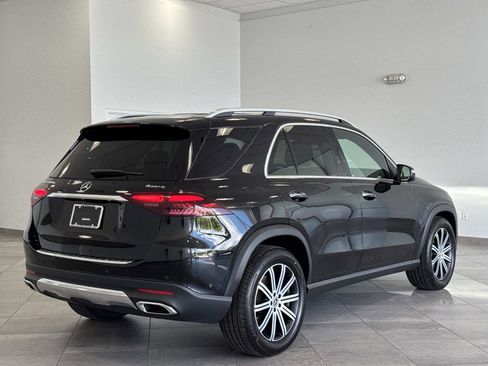 Certified 2025 Mercedes-Benz GLE 450e 4MATIC w/ Driver Assistance Package image 4