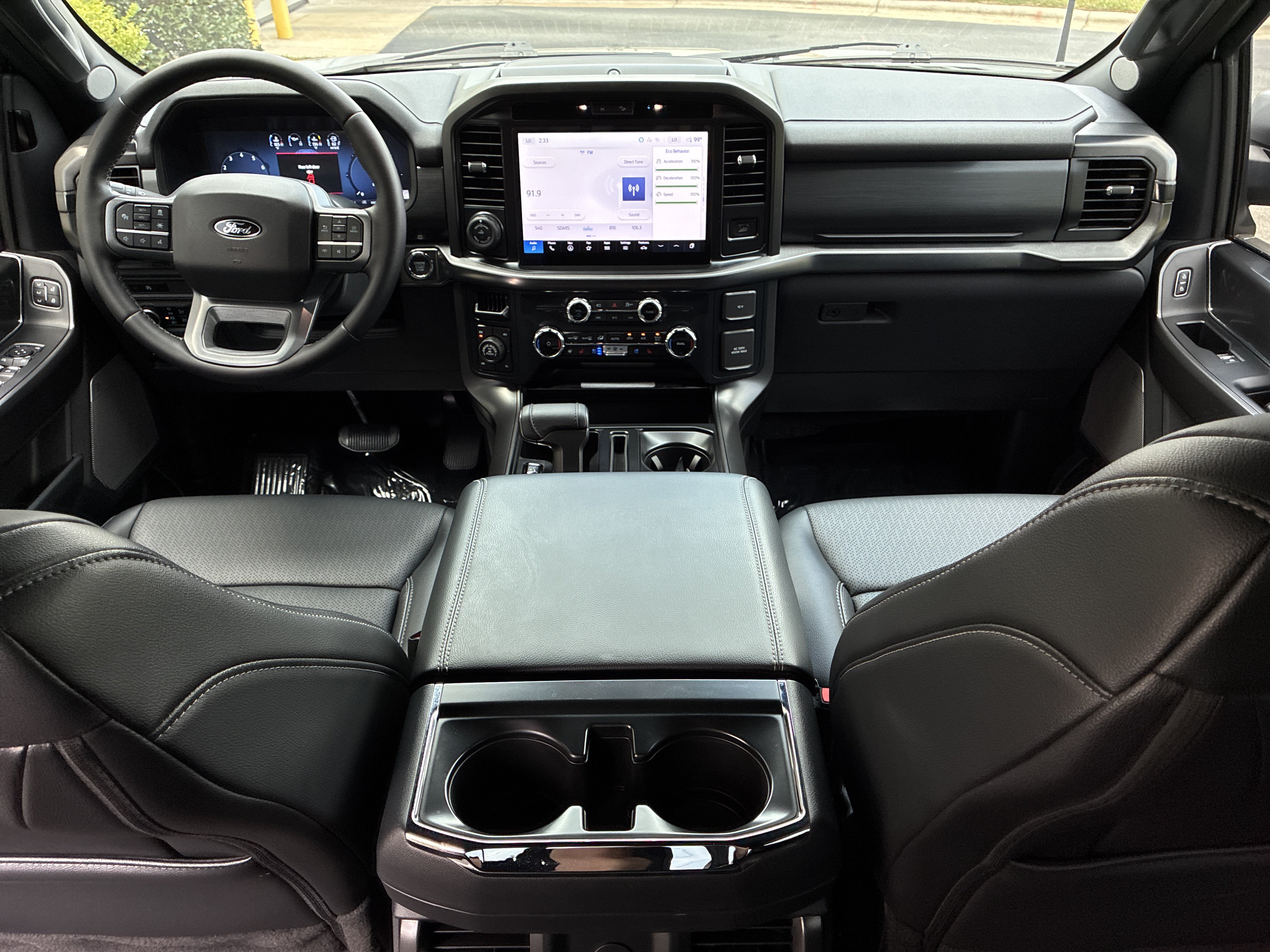 Used 2025 Ford F150 Lariat w/ Equipment Group 501A Mid AWD/4WD image 17