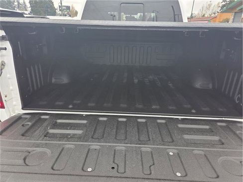 Used 2019 Ford F150 Lariat w/ Equipment Group 502A Luxury image 6