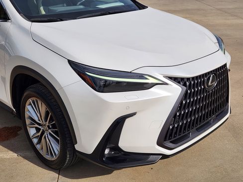 Used 2022 Lexus NX 350 AWD w/ Luxury Package image 8