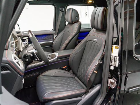 Used 2025 Mercedes-Benz G 63 AMG 4MATIC image 13