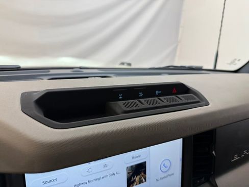 New 2025 Ford Bronco Big Bend w/ Black Diamond Package image 18