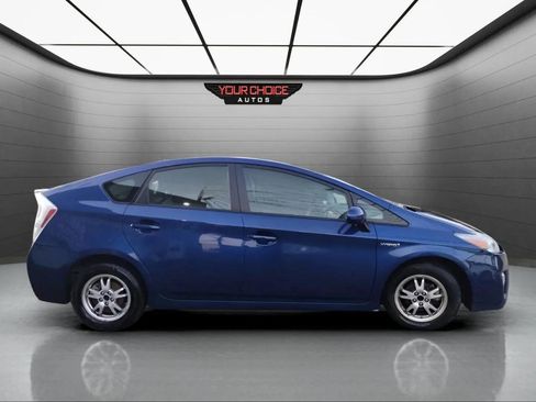 Used 2011 Toyota Prius Five image 6