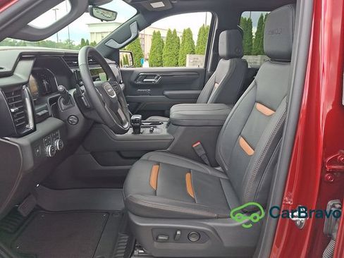 Certified 2026 GMC Sierra 1500 AT4 w/ Technology Package AWD/4WD image 14