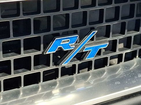 Used 2010 Dodge Challenger R/T RWD image 28