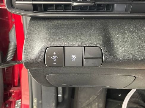 Used 2025 Hyundai Elantra Sport FWD image 10
