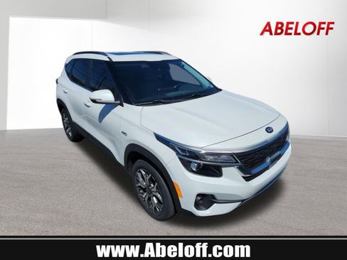 Used 2021 Kia Seltos EX image 1