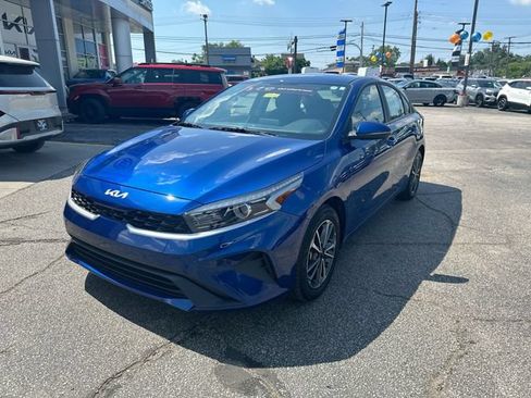 Certified 2024 Kia Forte LXS w/ LXS Technology Package FWD image 11