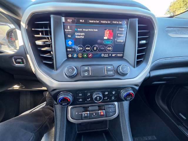 Used 2023 GMC Acadia Denali w/ Denali Technology Package FWD image 13