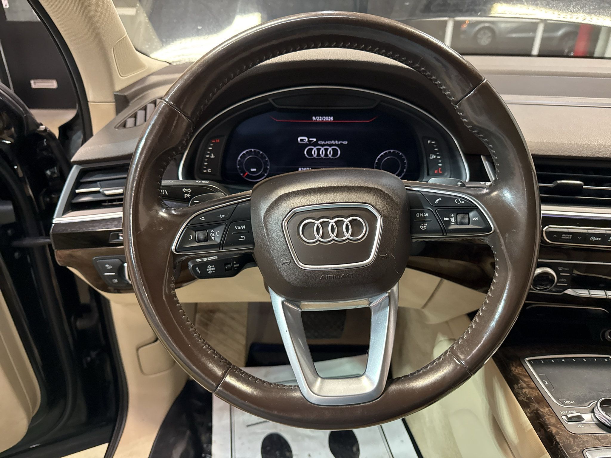 Used 2017 Audi Q7 3.0T Prestige w/ Prestige Package AWD/4WD image 12