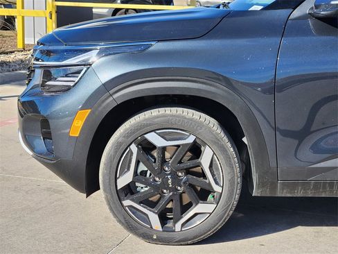 New 2026 Kia Seltos SX image 5