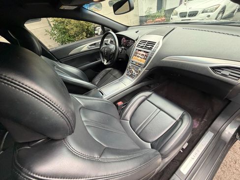 Used 2017 Lincoln MKZ Premiere FWD image 40