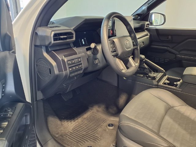 Used 2026 Toyota 4Runner TRD Off-Road Premium AWD/4WD image 27