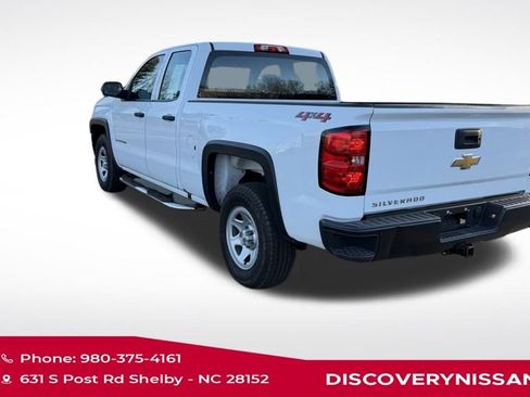 Used 2018 Chevrolet Silverado 1500 W/T w/ Trailering Package image 4