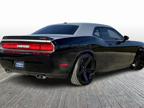 Used 2010 Dodge Challenger SRT8 w/ SRT Option Group II image 9