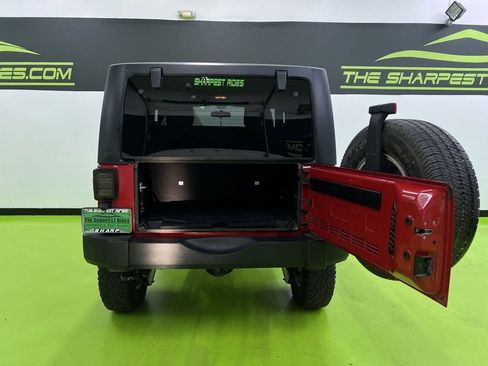 Used 2012 Jeep Wrangler Sport AWD/4WD image 9