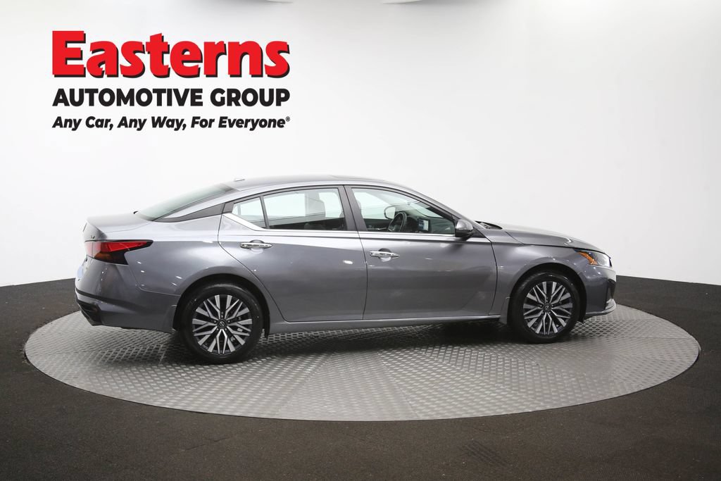 Used 2023 Nissan Altima 2.5 SV w/ SV Premium Package AWD/4WD image 46