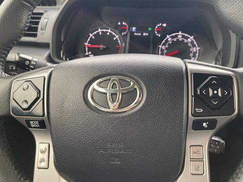 Used 2024 Toyota 4Runner SR5 AWD/4WD image 18