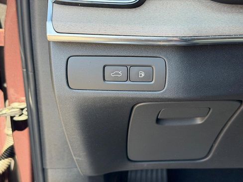 New 2026 Volvo XC90 T8 Ultra w/ Protection Package Premier image 12