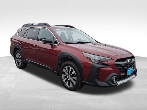 Used 2023 Subaru Outback Limited XT image 1