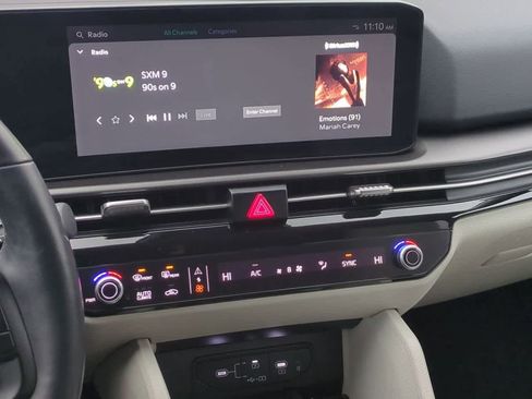 Used 2026 Kia Sportage SX image 28