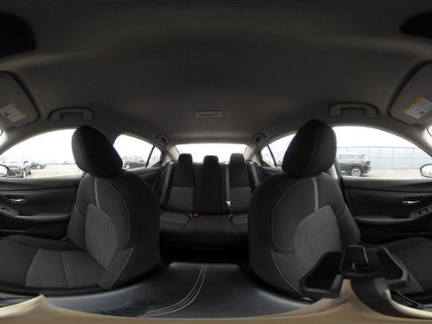 Used 2025 Nissan Sentra SV FWD image 41