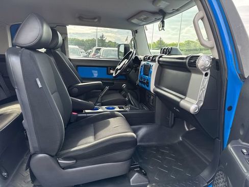 Used 2007 Toyota FJ Cruiser 4WD w/ Upgrade Pkg 2 image 26