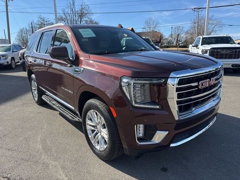 Used 2023 GMC Yukon SLT w/ Max Trailering Package image 7