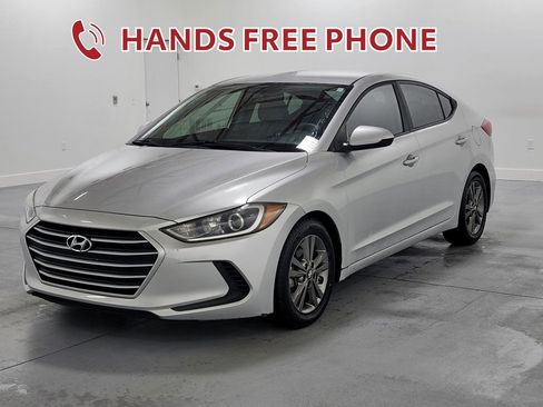 Used 2018 Hyundai Elantra SEL image 4
