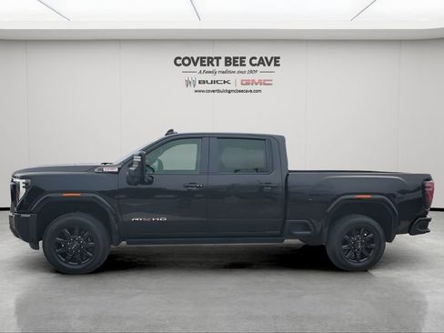 Used 2024 GMC Sierra 3500 AT4 w/ AT4 Premium Plus Package image 5