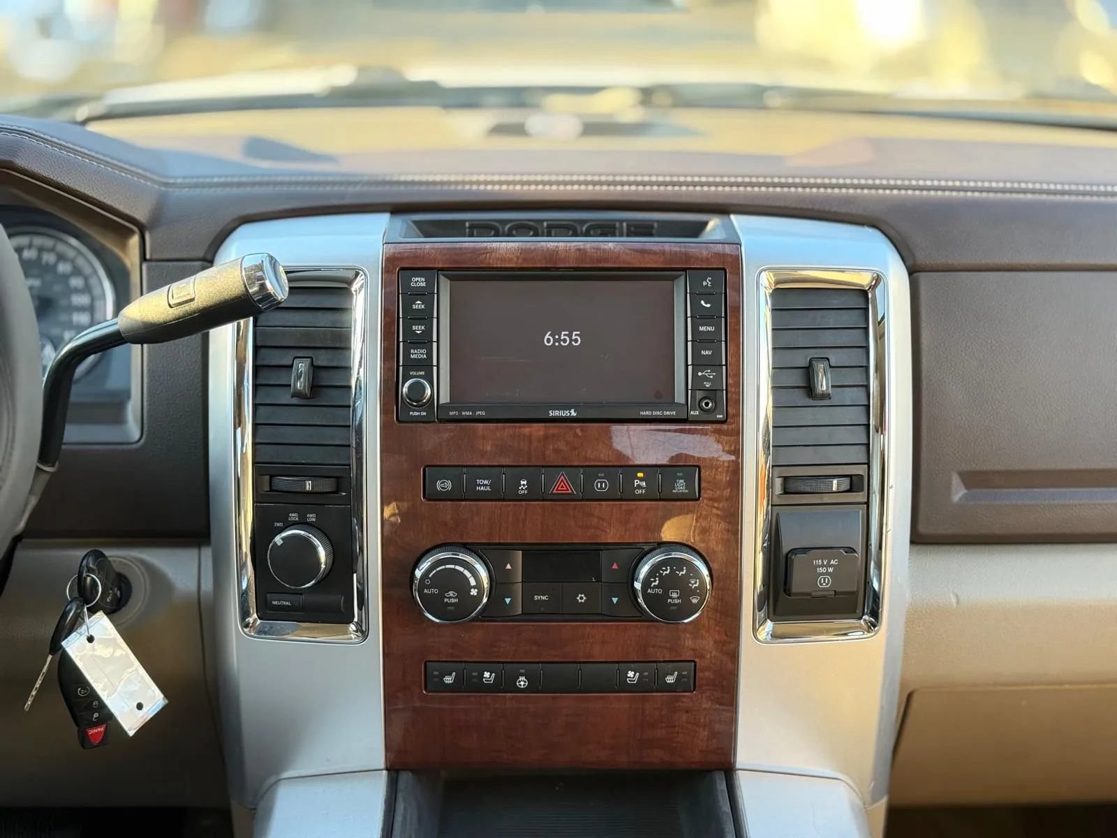 Used 2012 RAM 2500 Laramie w/ Cold Weather Group AWD/4WD image 19