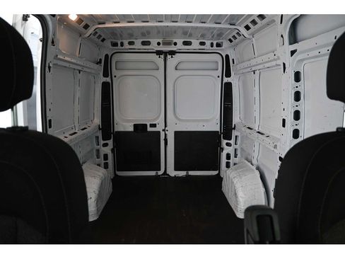 Used 2019 RAM ProMaster 1500 w/ Premium Appearance Group FWD image 17