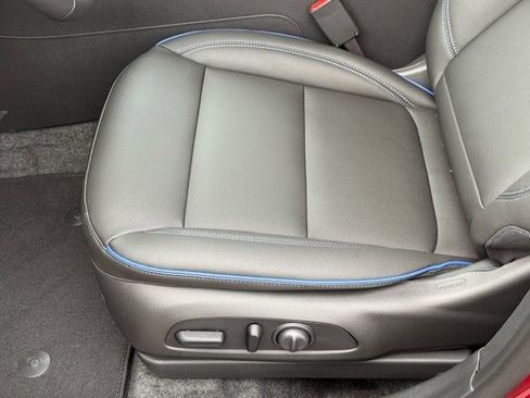 New 2026 Buick Envista Sport Touring image 34