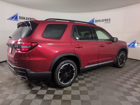 New 2026 Honda Pilot Touring image 5