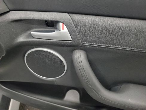 Used 2009 Pontiac G8 w/ Premium Package image 16