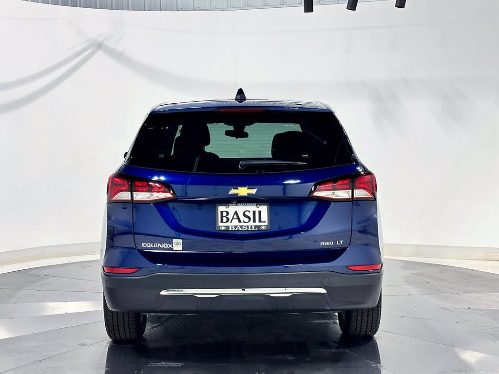 Used 2023 Chevrolet Equinox LT AWD/4WD image 12