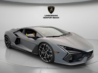 Used 2025 Lamborghini Revuelto AWD/4WD video 1