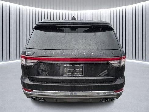 New 2026 Lincoln Aviator Reserve w/ Luxury Package image 4