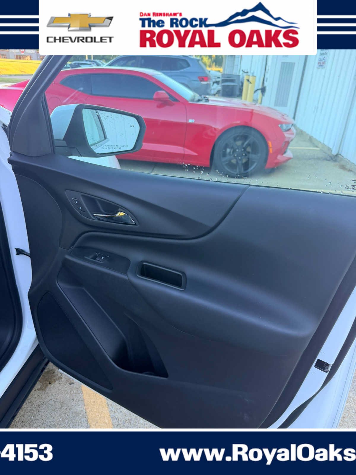 Used 2024 Chevrolet Equinox LT w/ LPO, Floor Liner Package FWD image 17