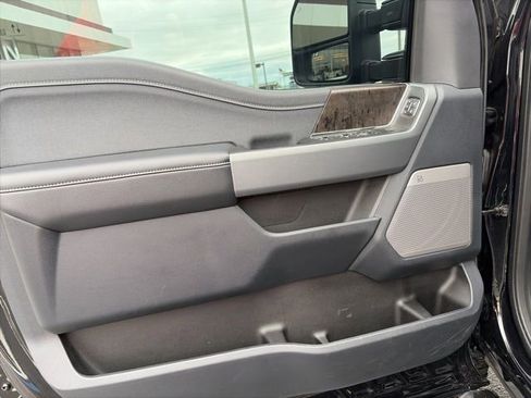 Used 2024 Ford F250 Lariat w/ Lariat Ultimate Package image 10