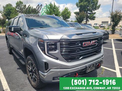 Used 2023 GMC Sierra 1500 AT4 w/ Technology Package AWD/4WD image 33