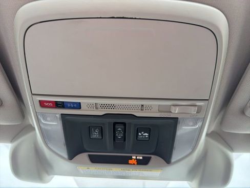 Used 2020 Subaru Forester Premium image 32