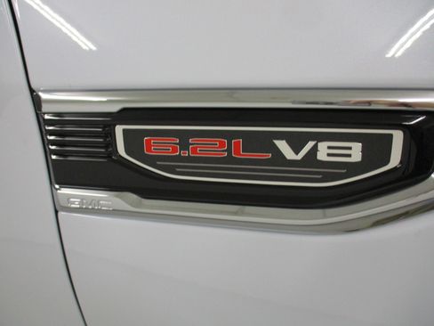 New 2026 GMC Sierra 1500 Denali w/ Denali Reserve Package image 5