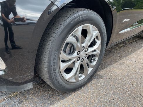 Used 2020 Buick Enclave Avenir w/ Avenir Technology Package image 9